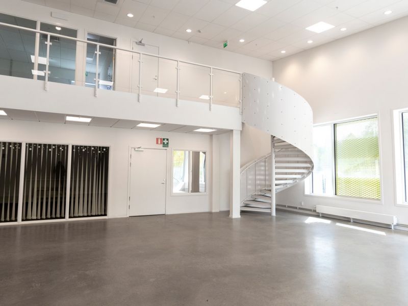 Högkvalitativa produktionsytor i Hemsta Works i Gävle.
