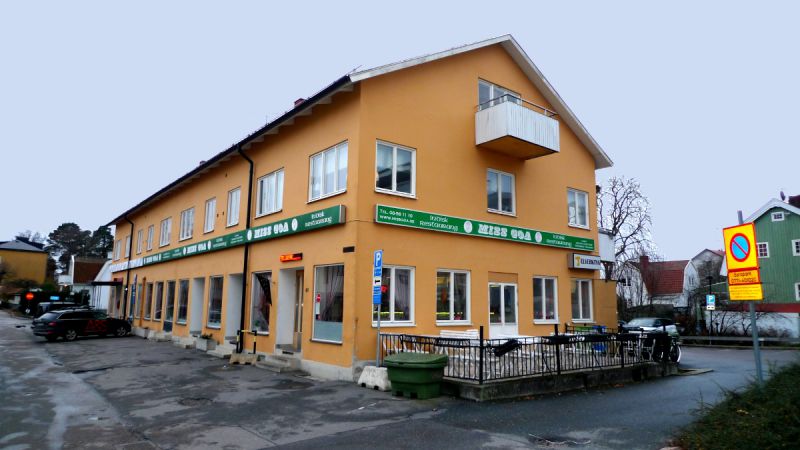Attraktivt belägen lokal i Bromma med egen ingång! Område med bra kommunikationer och närservice! Lokalen kan passa som ...