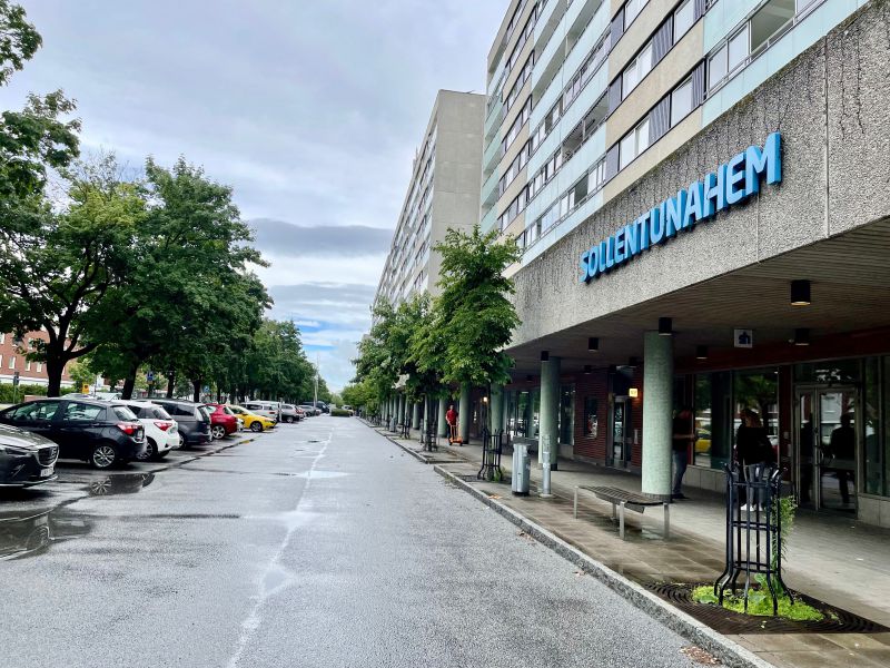 Bra lokal med egen entré i Sollentuna 600-1500 kvm