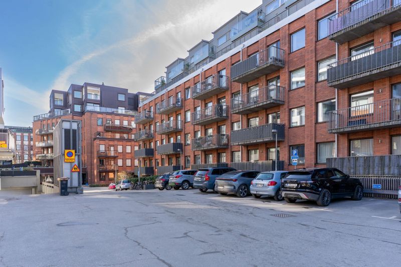 Söker ni en ljus, flexibel och lättillgänglig lokal där verksamheten står i centrum? Välkomna till Sandhamnsgatan 49 och...